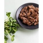 Корм вологий Savory Adult Cat Pouch Lamb and Beetroot in Gravy для дорослих котів з ягням та буряком у соусі 85 г - Зображення 2