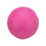 Іграшка Trixie для собак М_яч з пискавкою литий з лапкою гума 6 см